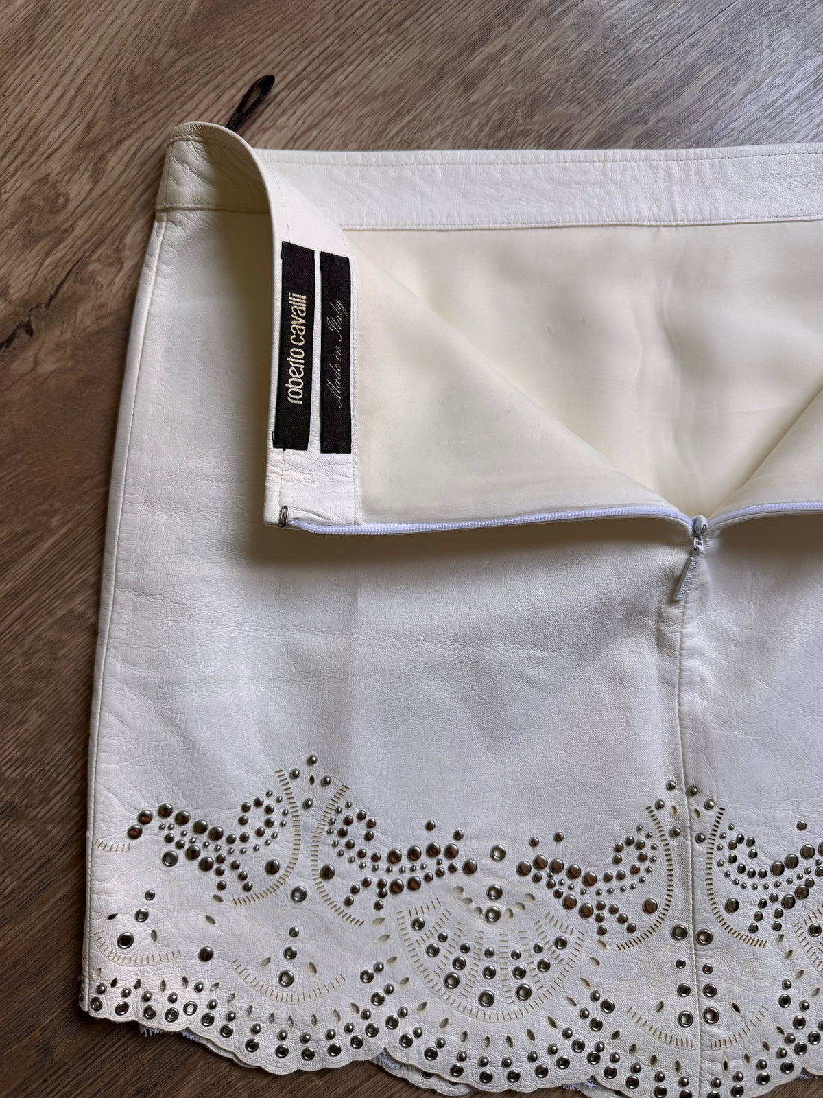 Roberto Cavalli 2000s Embellished Ivory Leather Mini Skirt — IT 38